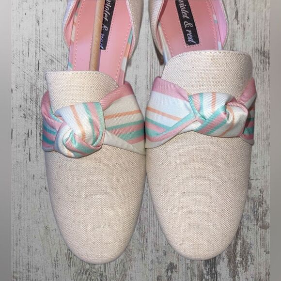 Cream Color With A White Pink And Blue Strip Bow D’orsay Flat Size 7 NWOT - Picture 2 of 5